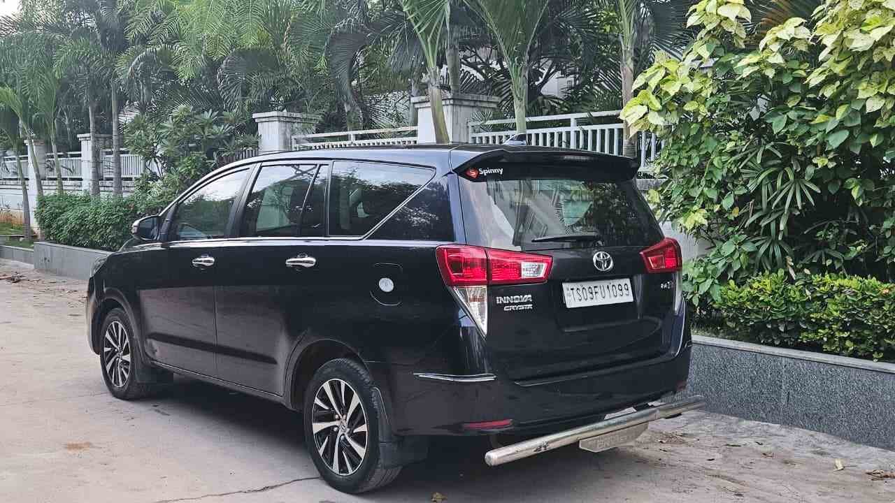 Toyota Crysta 2.4 ZX 2021 - Image 3